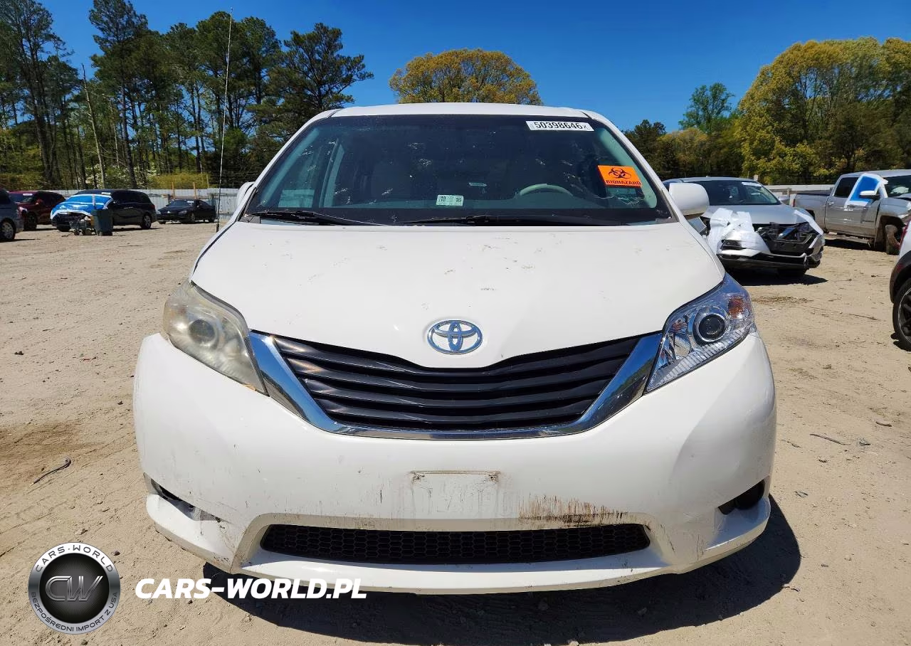 2013 Toyota Sienna Le VIN:5TDKK3DC0DS393199 - 5