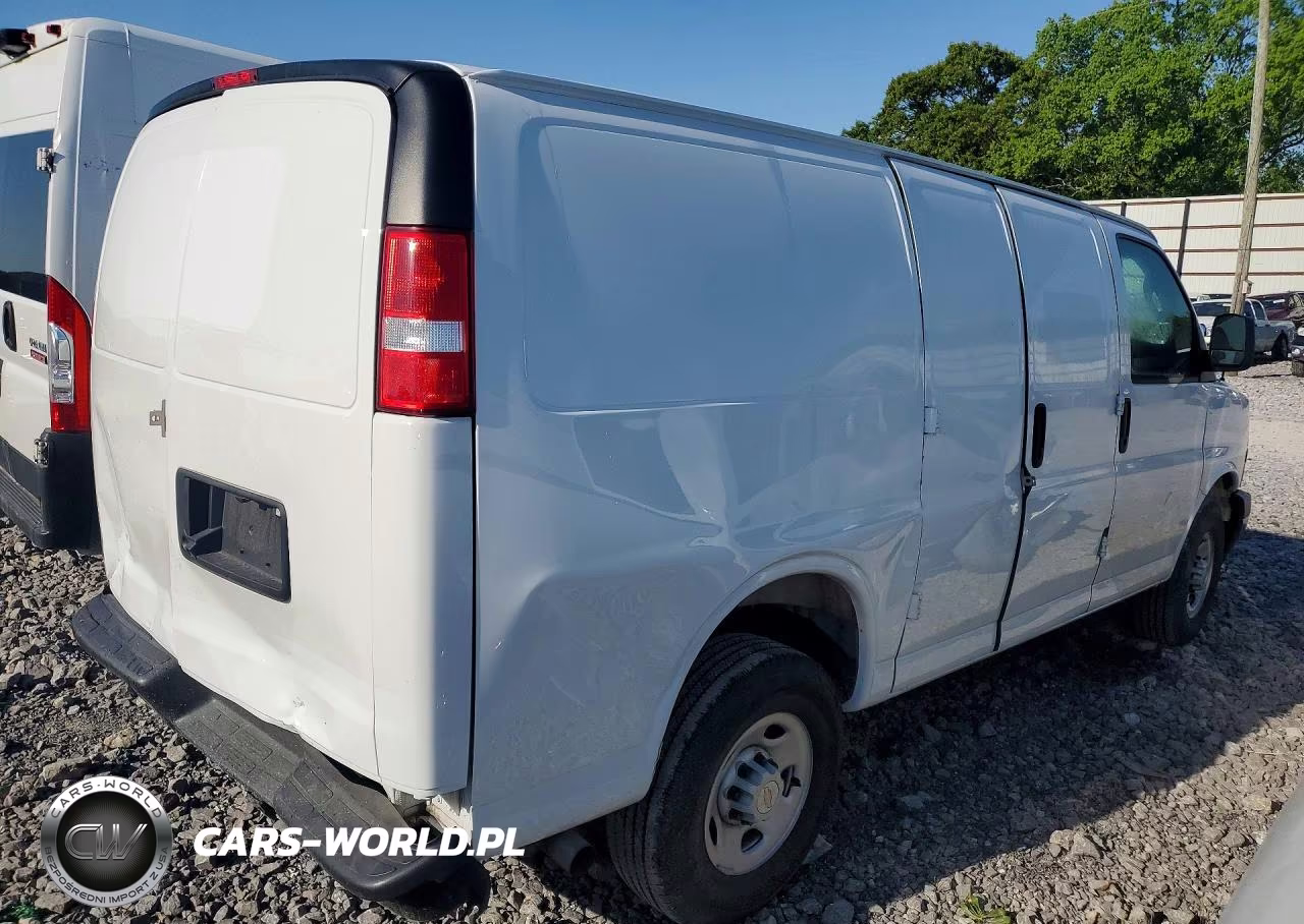 2025 Chevrolet Express G2500 VIN:1GCWGAFP0S1114044 - 3