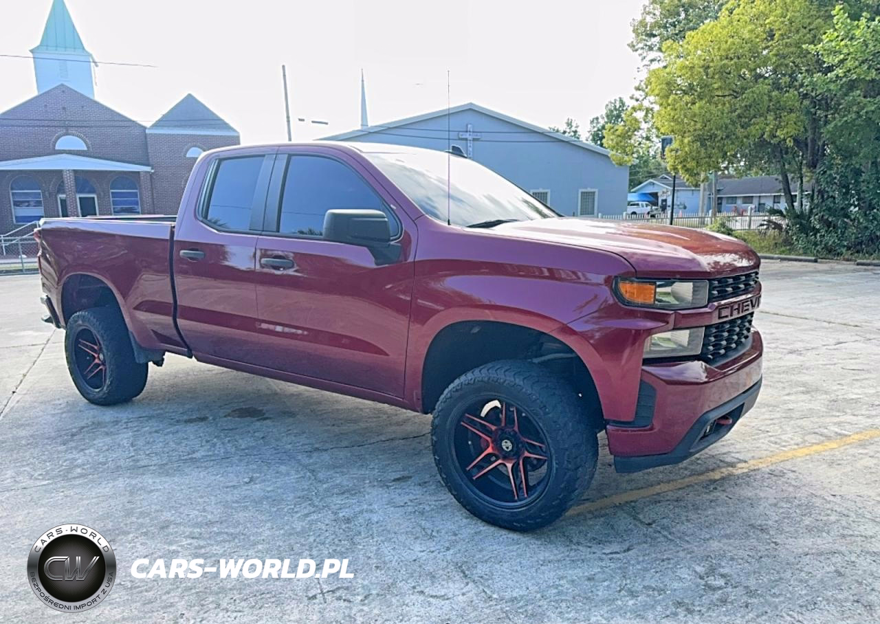 2020 Chevrolet Silverado C1500 Custom