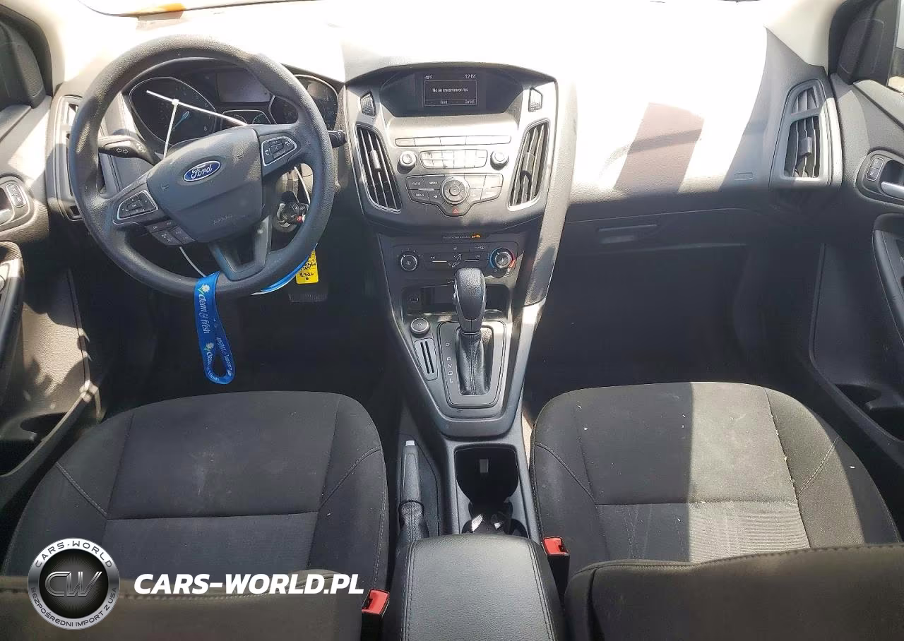 2018 Ford Focus Se VIN:1FADP3K23JL219764 - 8