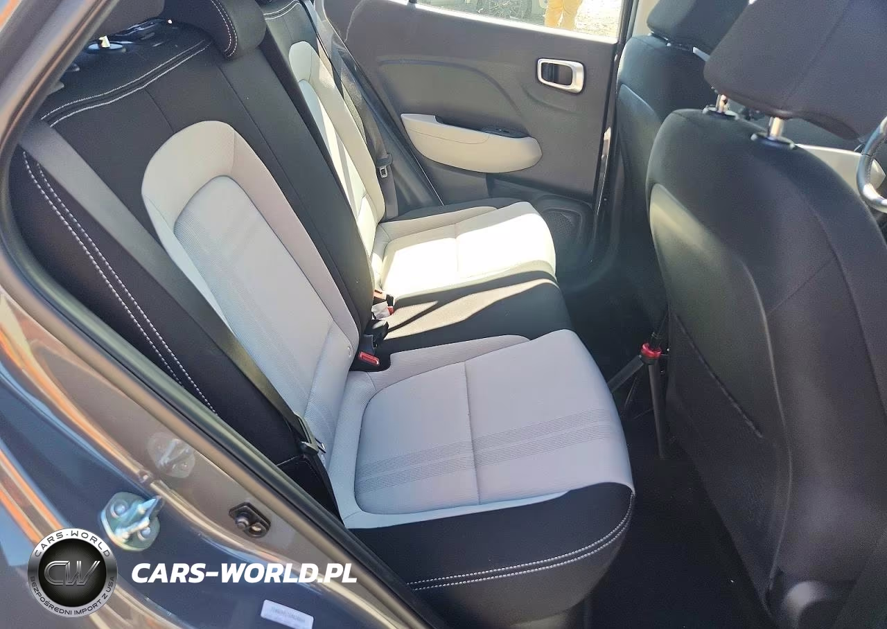 2026 Hyundai Venue Sel VIN:KMHRC8A31TU420011 - 10