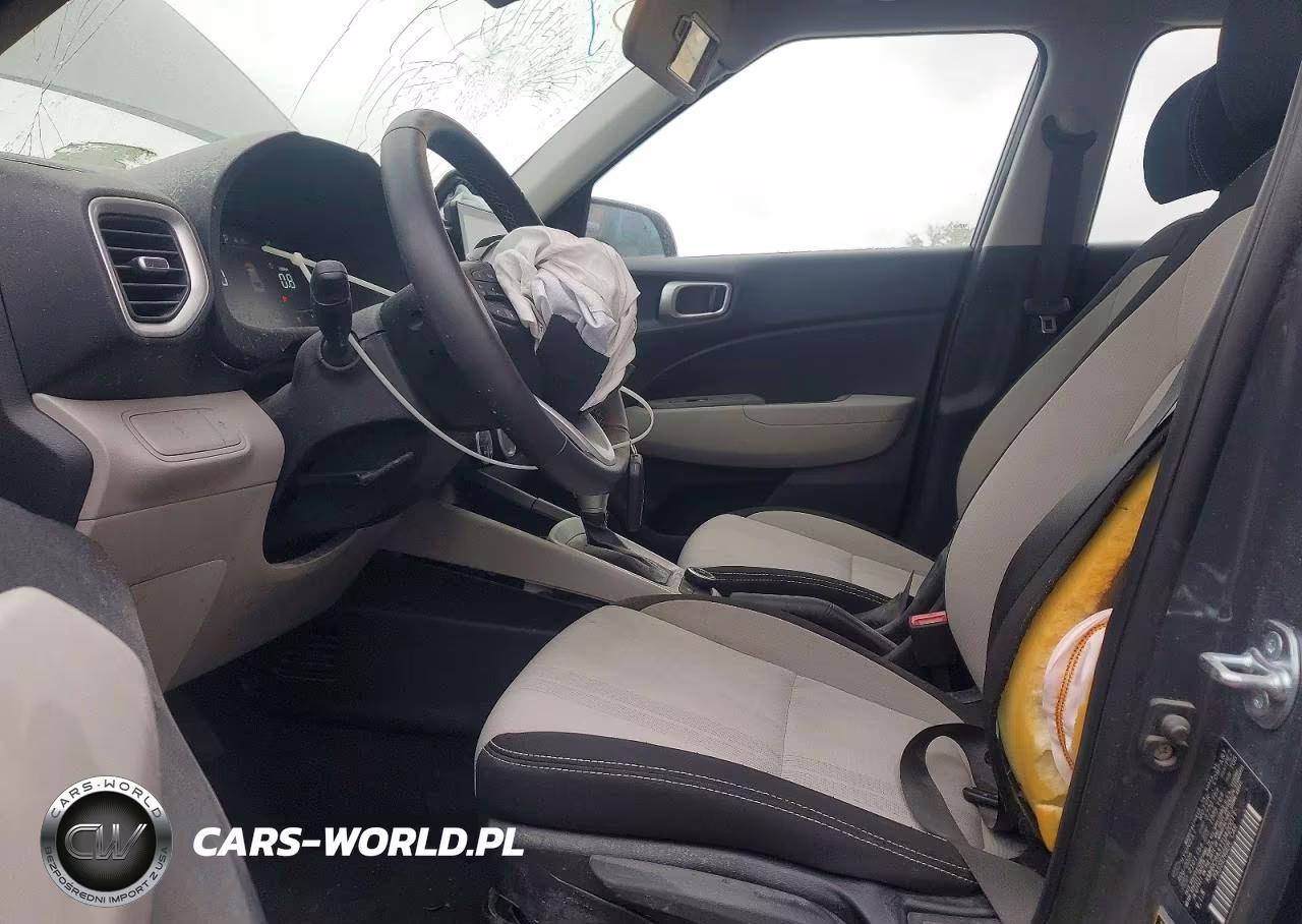 2026 Hyundai Venue Sel VIN:KMHRC8A31TU420011 - 7