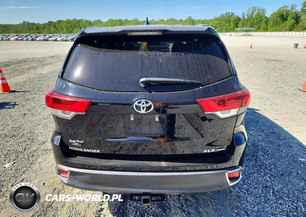 2019 Toyota Highlander Xle VIN:5TDJZRFH1KS563442 - 6