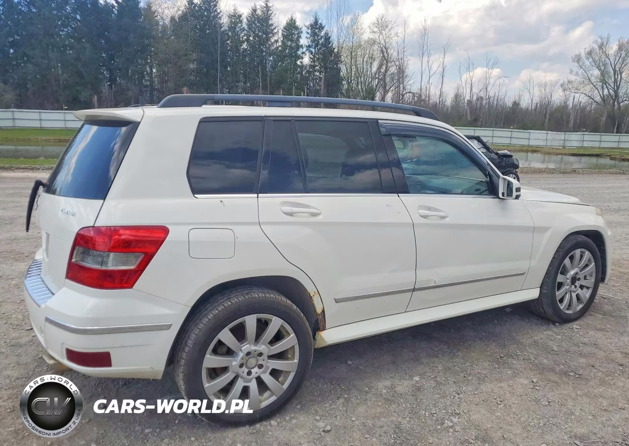 2010 Mercedes-Benz Glk 350 4Matic VIN:WDCGG8HB1AF446519 - 3