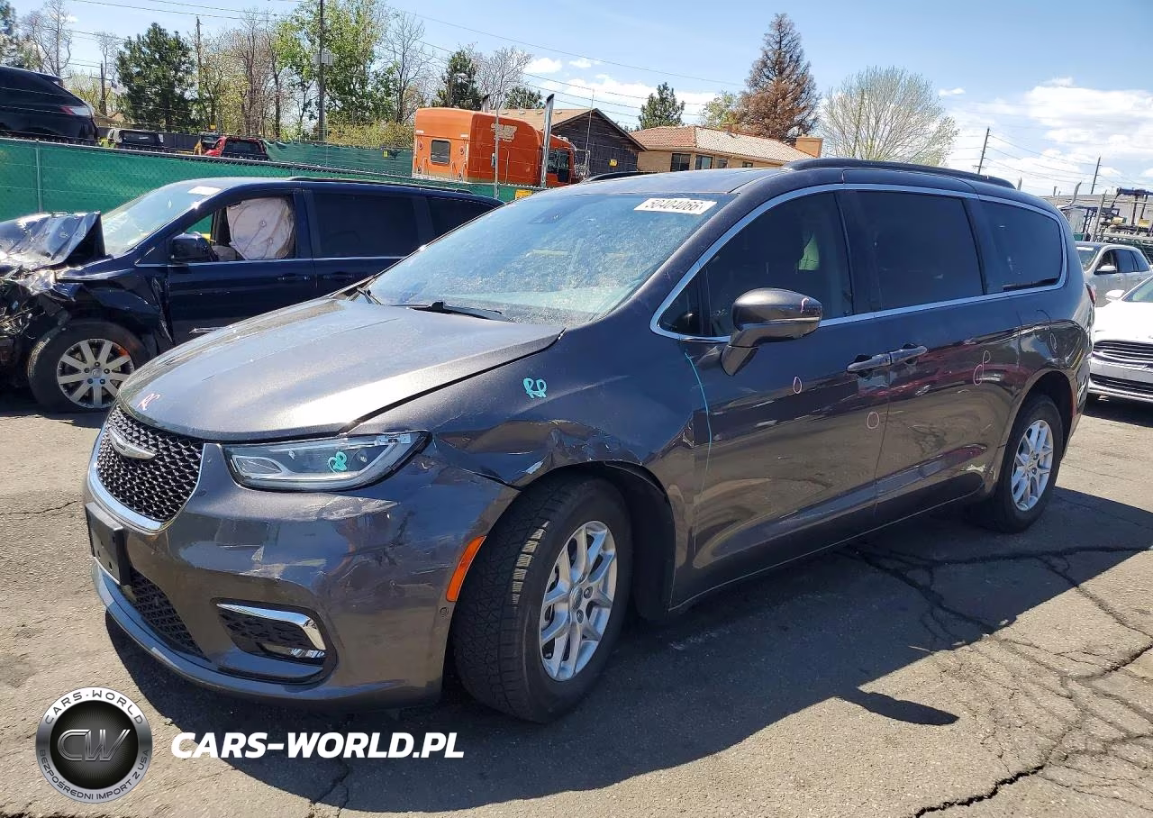 2022 Chrysler Pacifica Touring L
