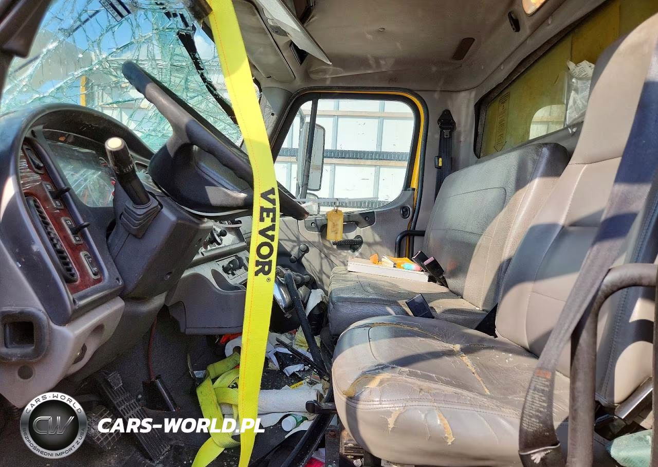 2013 Freightliner M2 100 - Box Truck VIN:1FVACWDT5DDBV0601 - 5