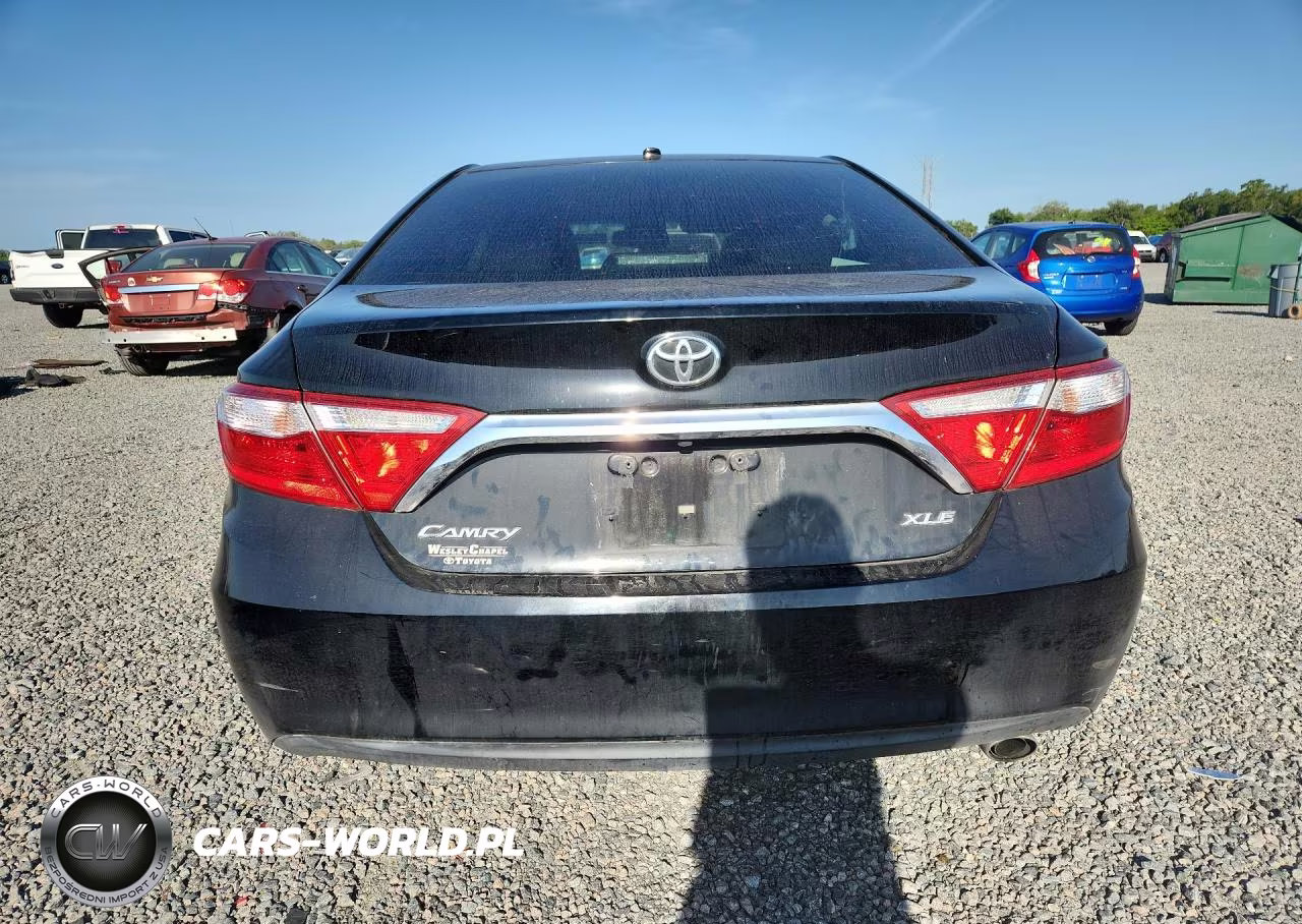 2015 Toyota Camry Xle VIN:4T1BF1FK9FU921877 - 6