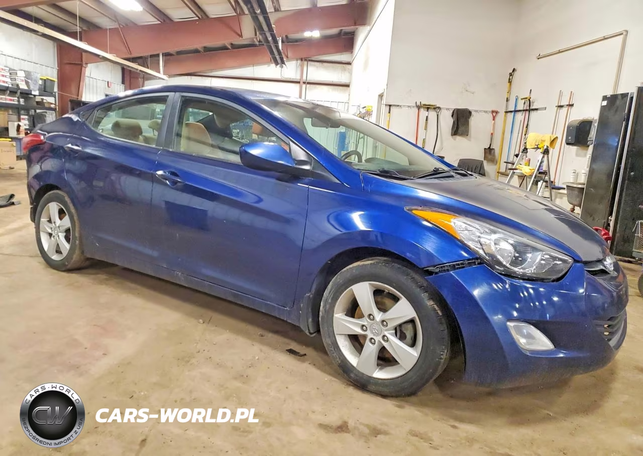 2013 Hyundai Elantra Gls VIN:KMHDH4AE4DU536147 - 4