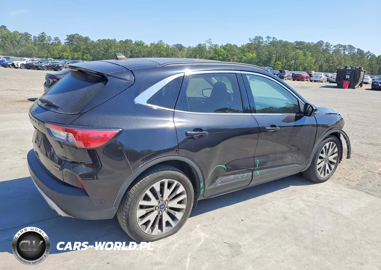 2020 Ford Escape Titanium VIN:1FMCU0DZ8LUB56726 - 3