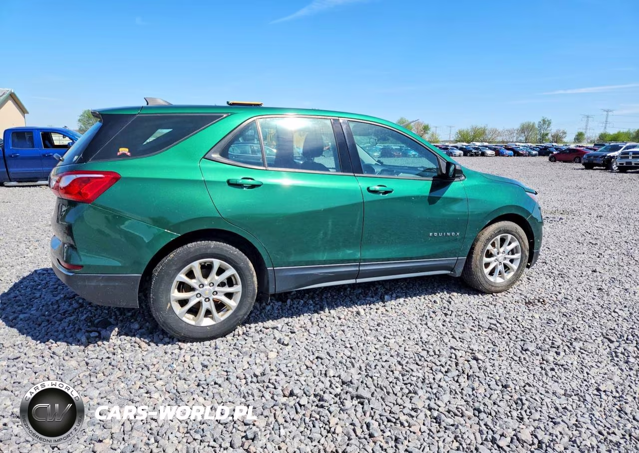 2018 Chevrolet Equinox Ls VIN:2GNAXHEV1J6179667 - 3