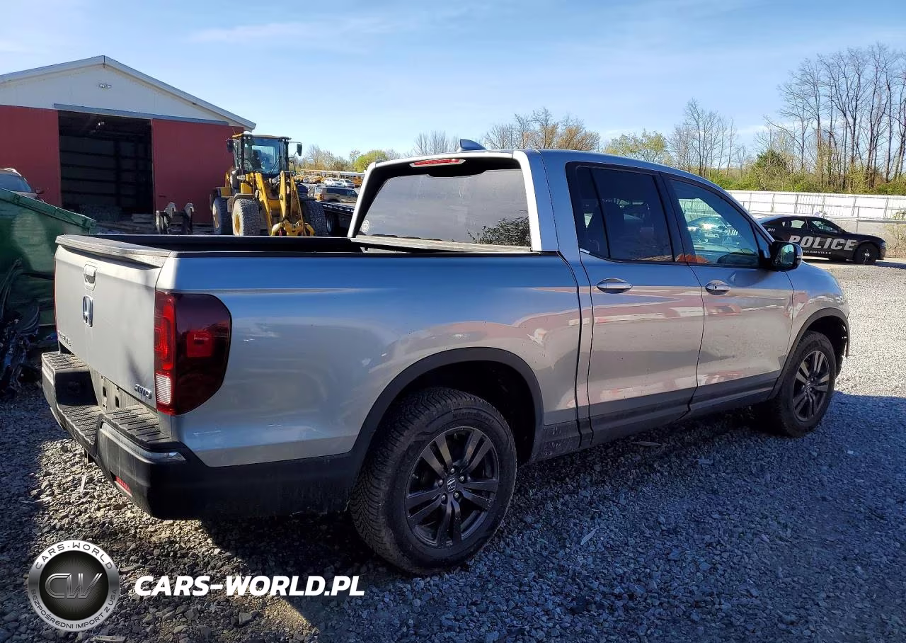 2019 Honda Ridgeline Sport VIN:5FPYK3F18KB042734 - 3