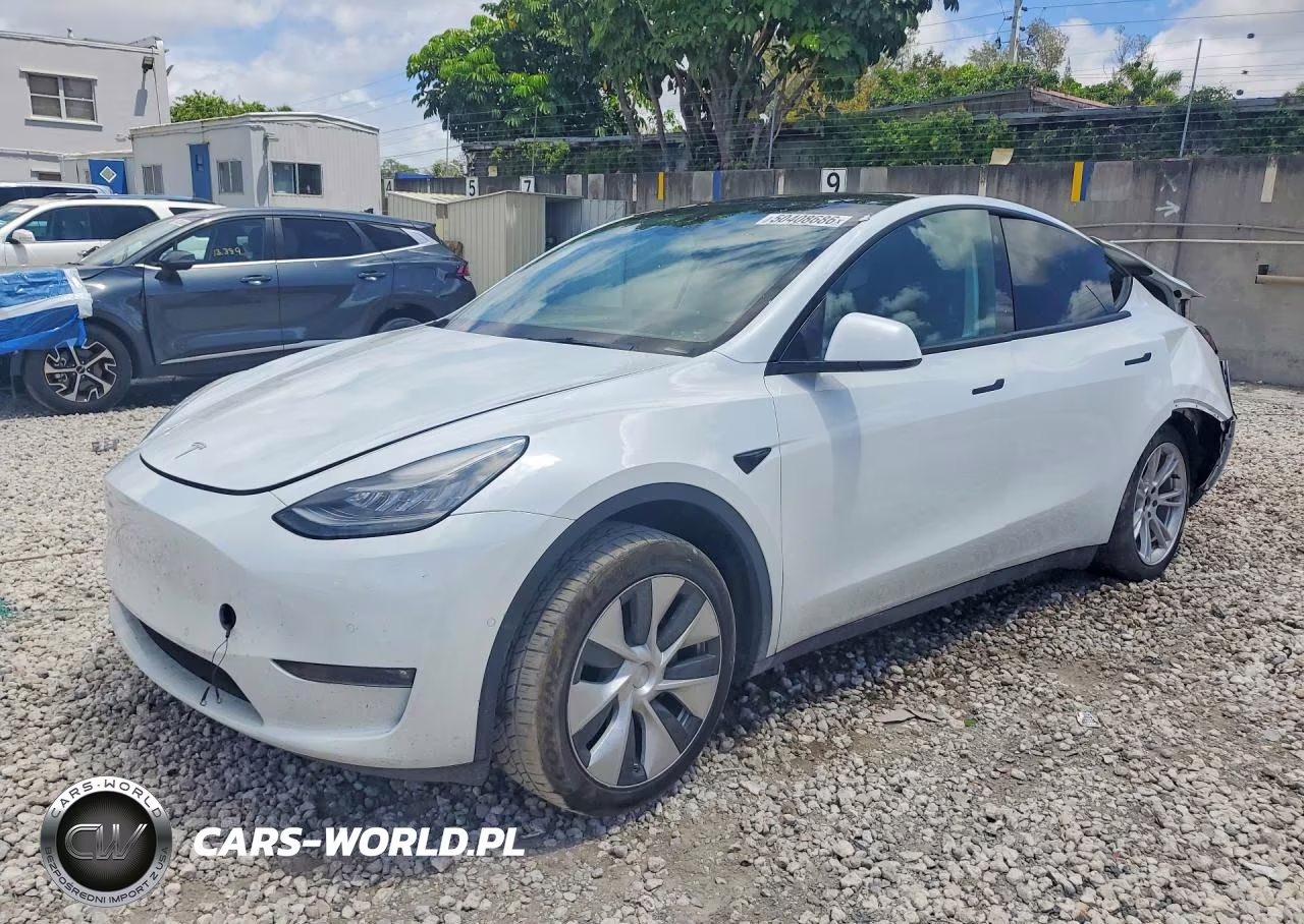 2021 Tesla Model Y – zdjęcie 1 z 12