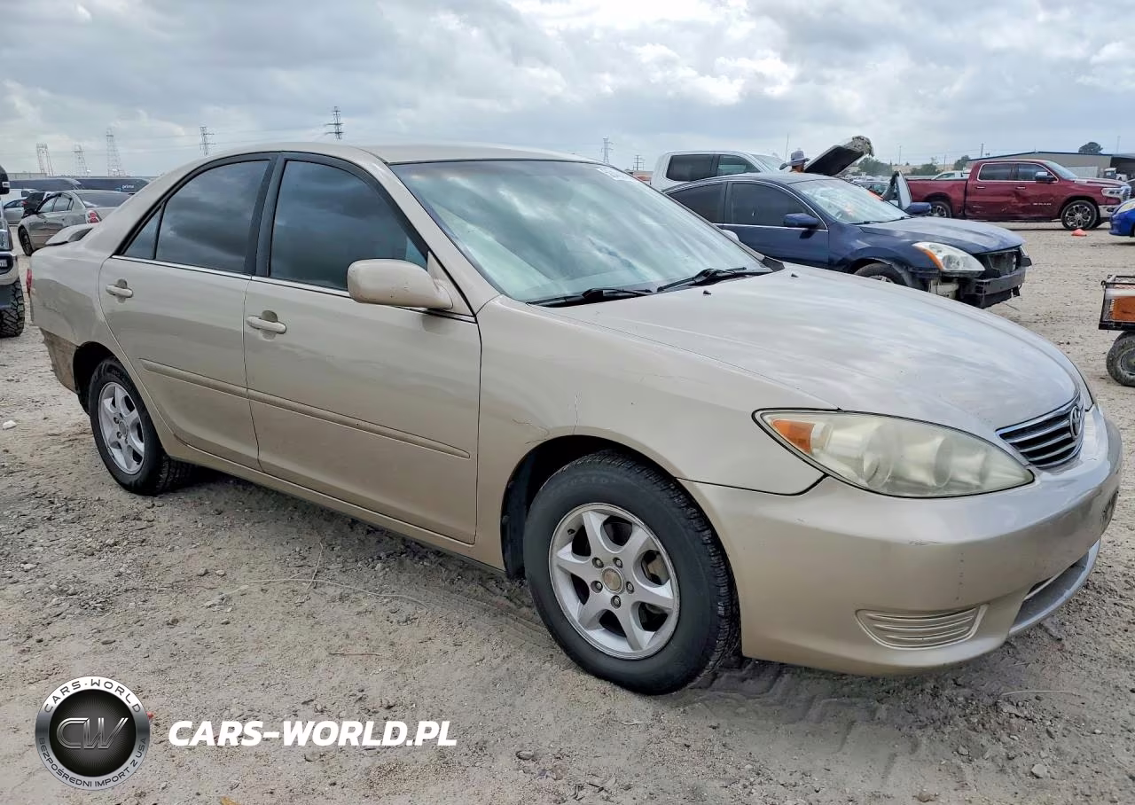 2005 Toyota Camry Le VIN:4T1BE32K15U633368 - 4