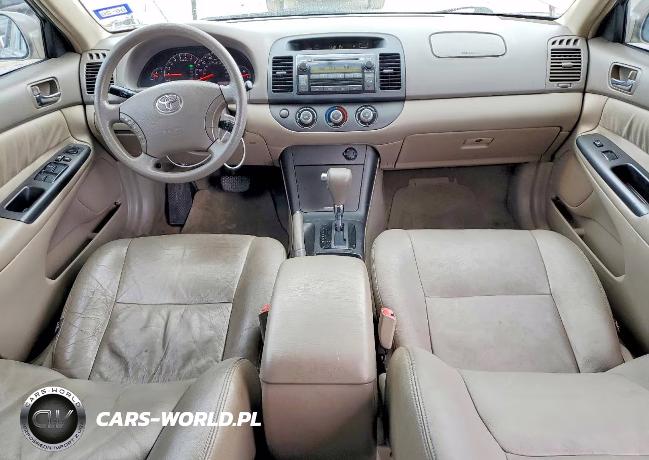 2005 Toyota Camry Le VIN:4T1BE32K15U633368 - 8