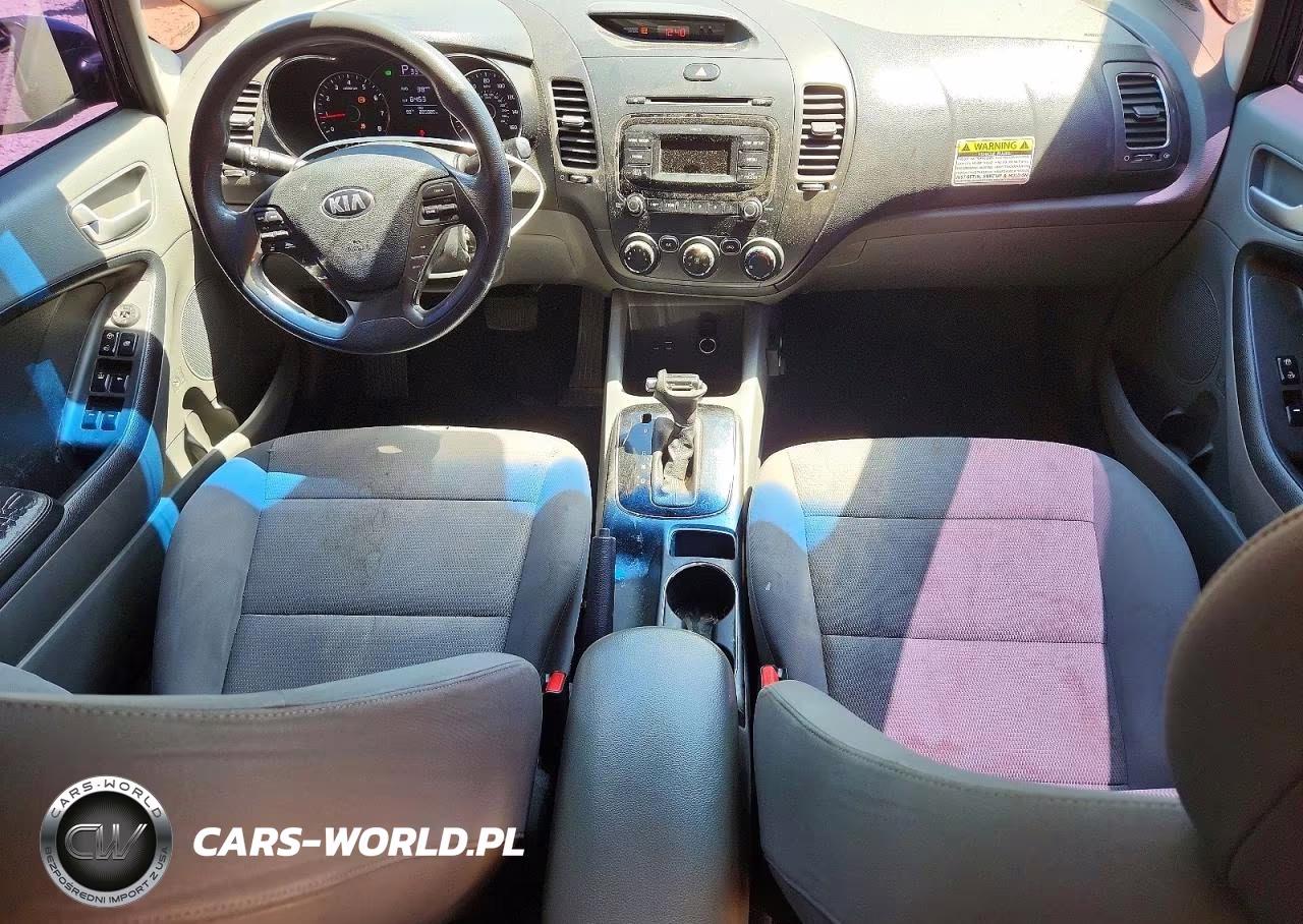 2018 Kia Forte Lx VIN:3KPFK4A79JE203968 - 8