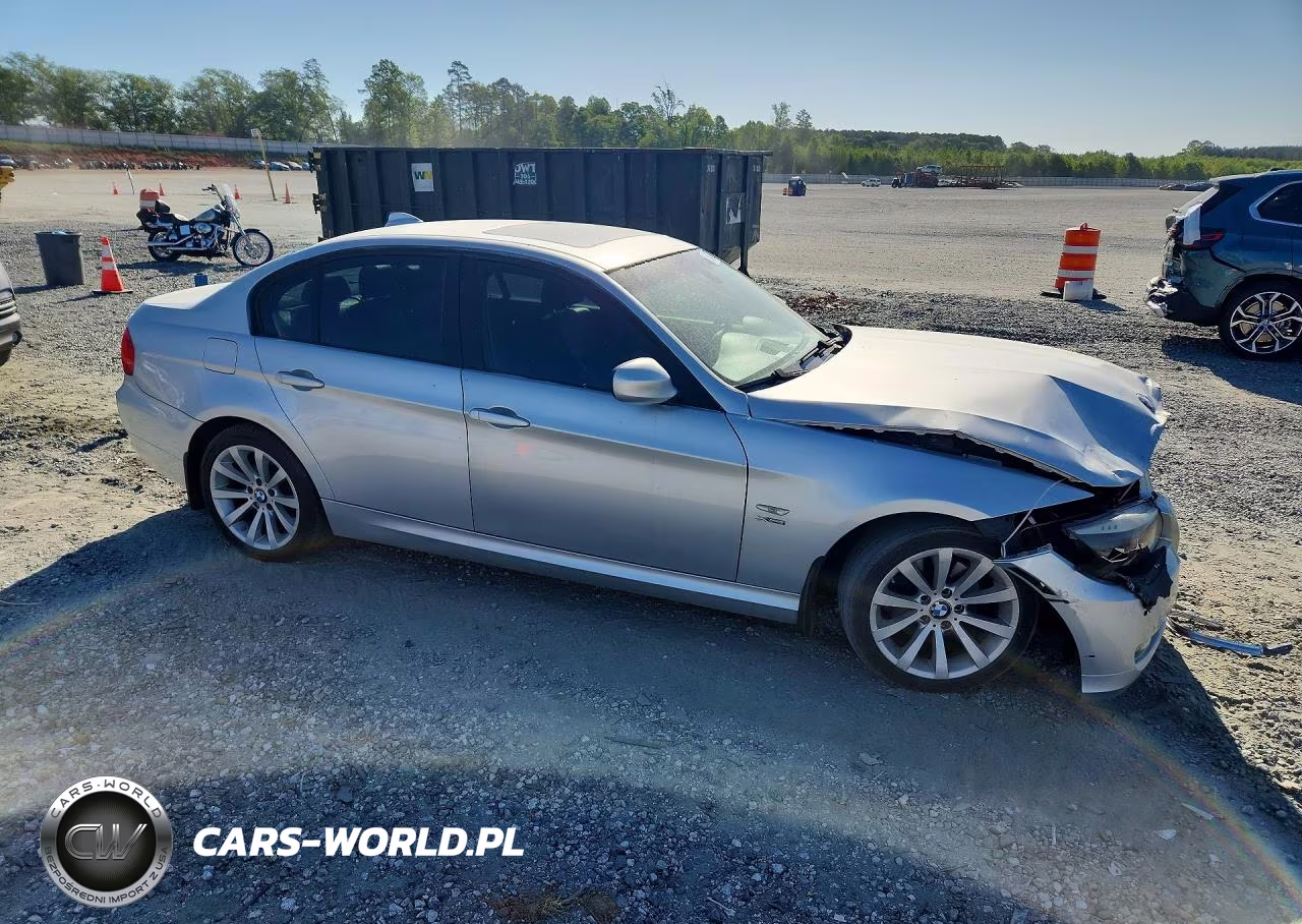 2009 BMW 328 Xi VIN:WBAPK73549A450747 - 4