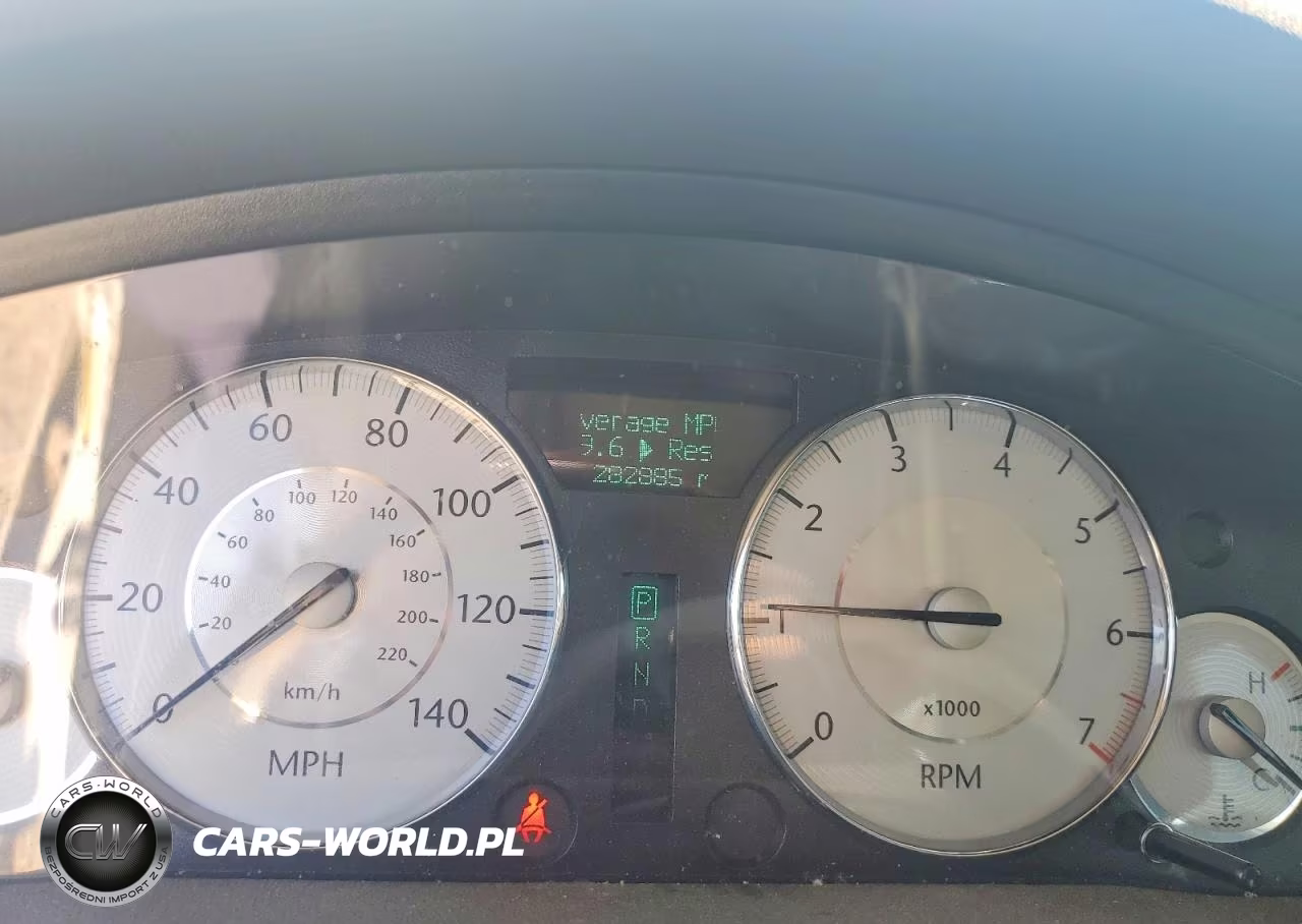 2009 Chrysler 300 Limited VIN:2C3KA33V79H601739 - 9