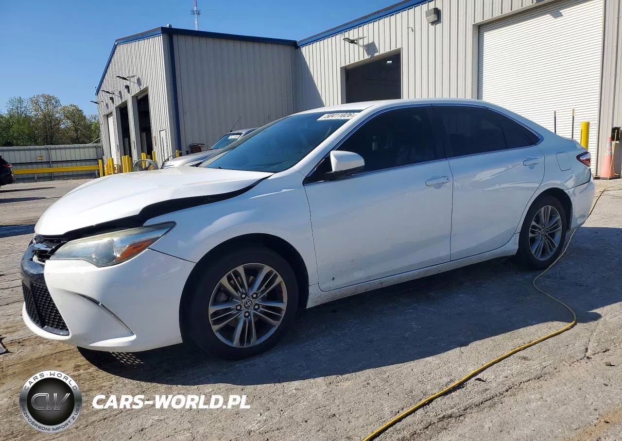 2015 Toyota Camry Se – zdjęcie 1 z 12