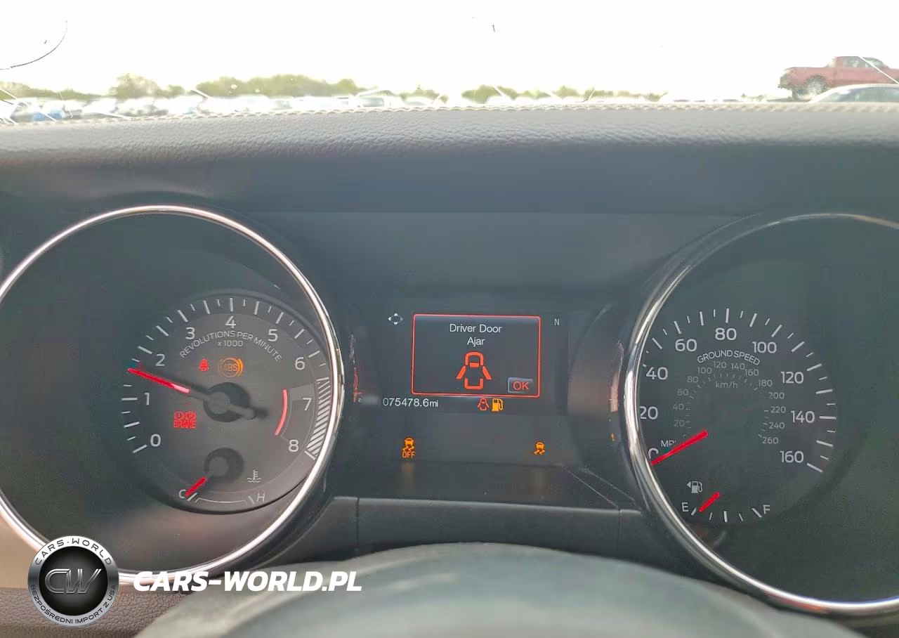 2015 Ford Mustang VIN:1FATP8UH3F5312290 - 9