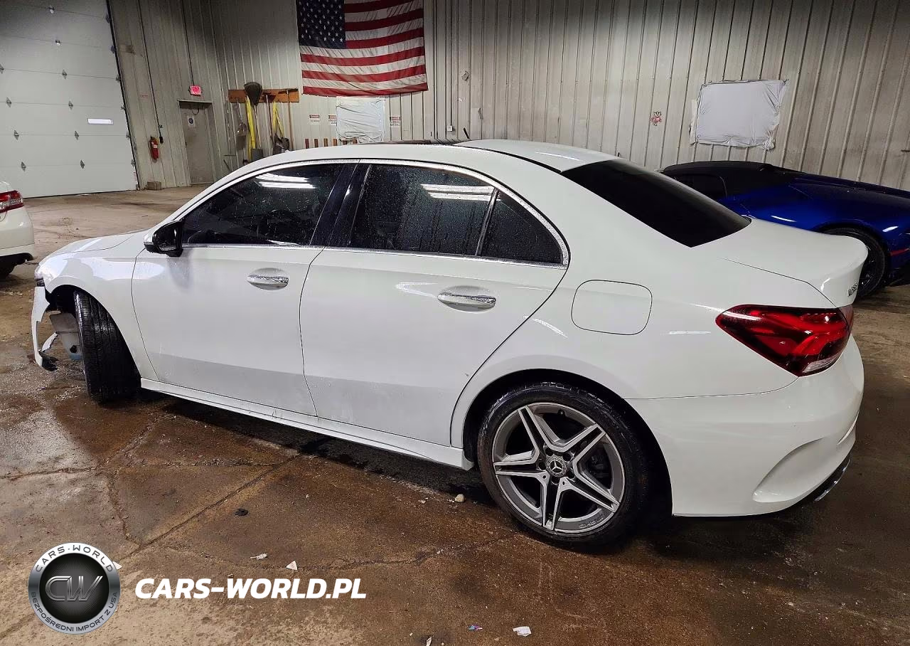 2020 Mercedes-Benz A 220 4Matic VIN:W1K3G4FB5LW044009 - 2