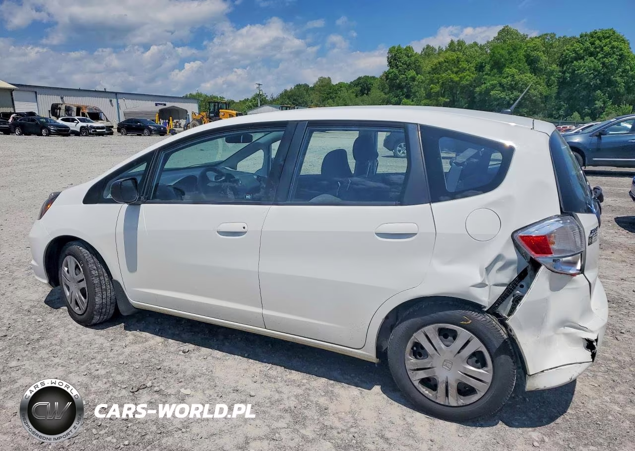 2011 Honda Fit VIN:JHMGE8H3XBS007993 - 2