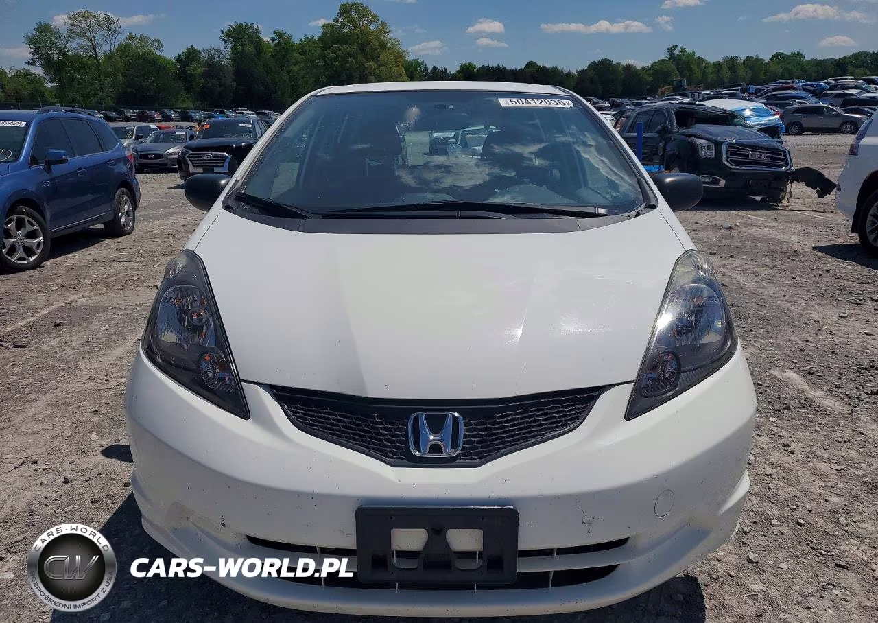2011 Honda Fit VIN:JHMGE8H3XBS007993 - 5