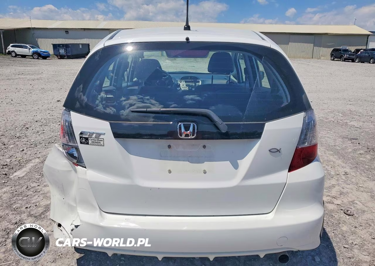 2011 Honda Fit VIN:JHMGE8H3XBS007993 - 6