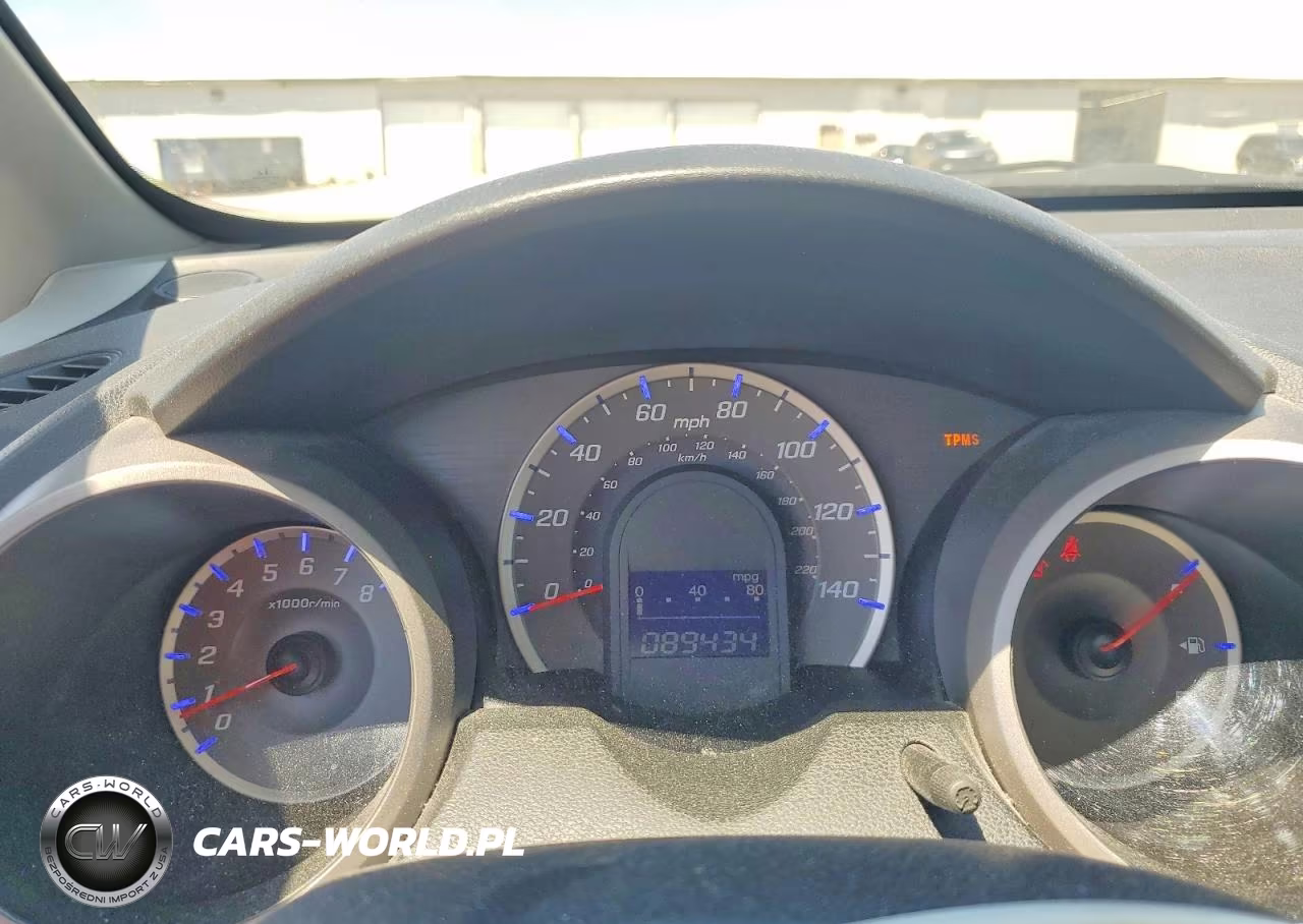 2011 Honda Fit VIN:JHMGE8H3XBS007993 - 9