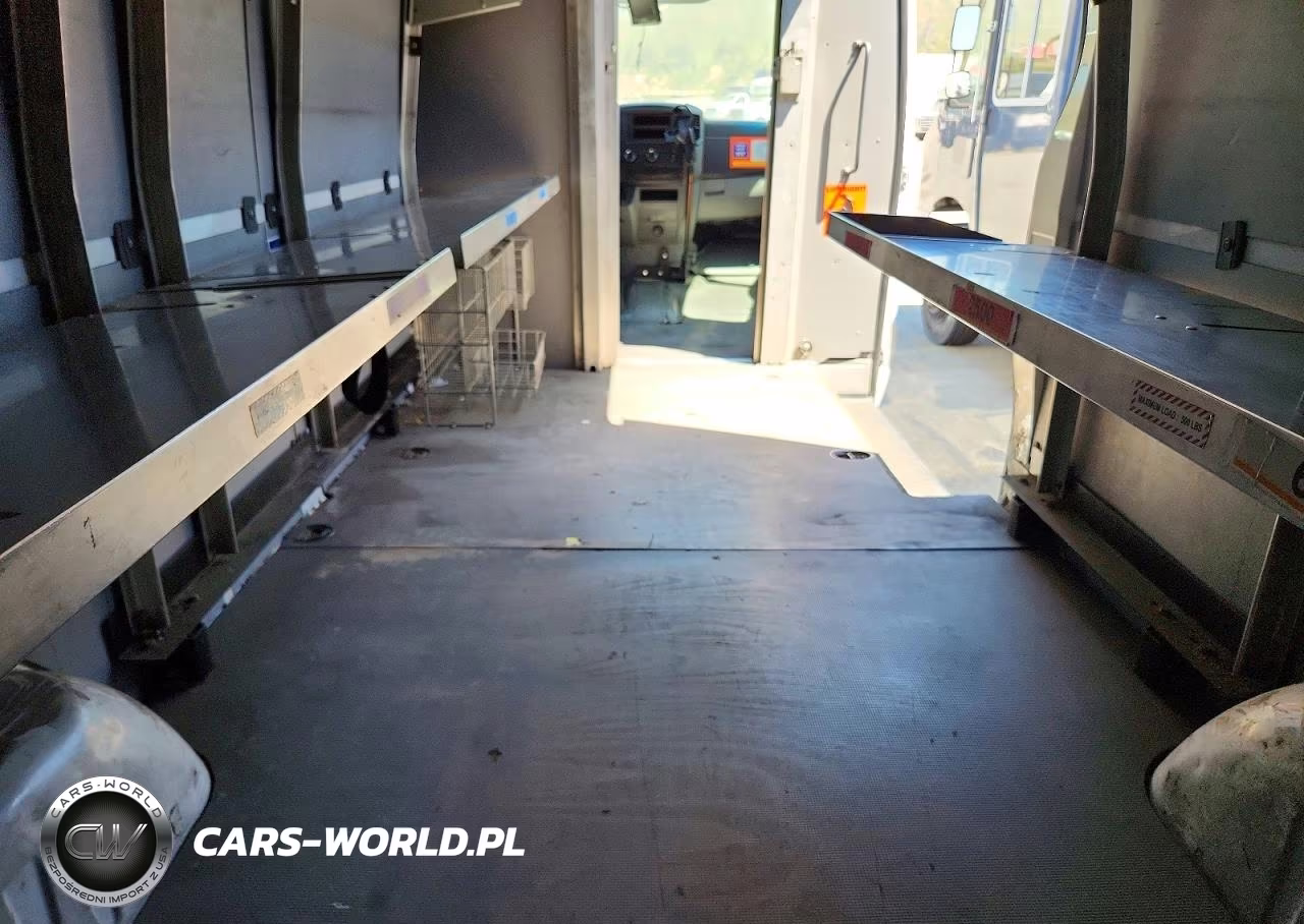 2012 Mercedes-Benz Sprinter 2500 VIN:WD3PE8CB9C5670840 - 10