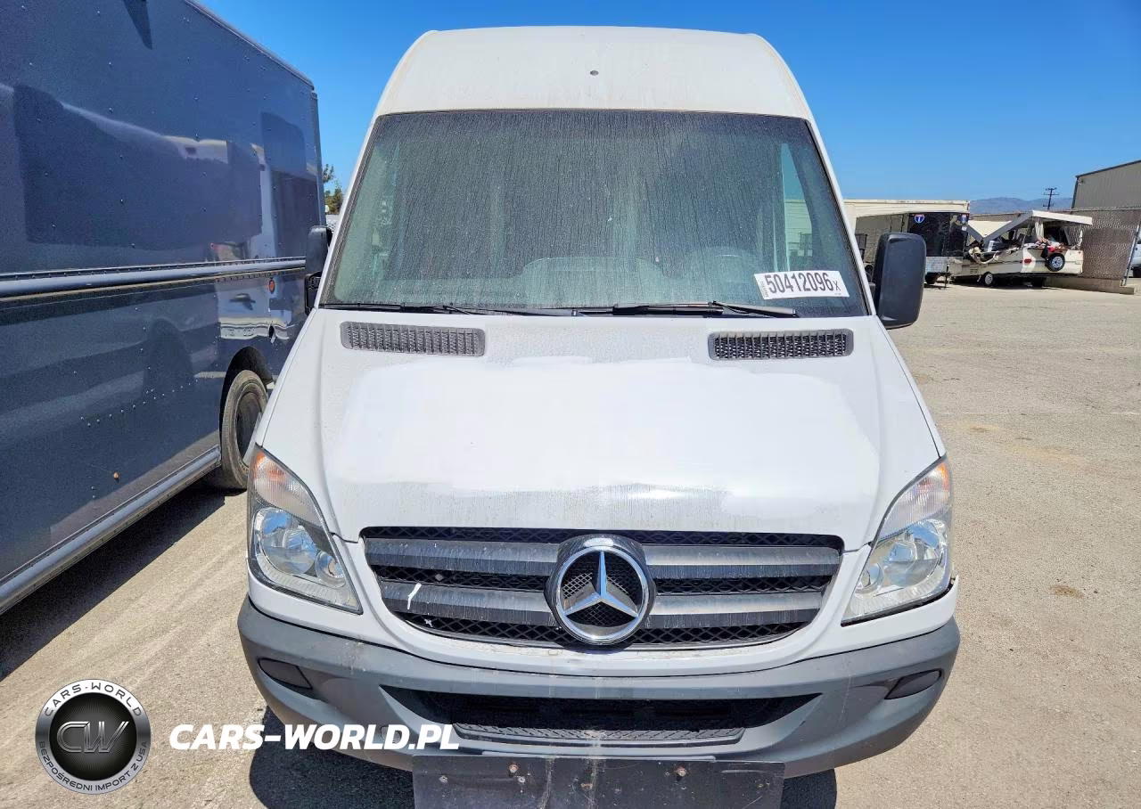 2012 Mercedes-Benz Sprinter 2500 VIN:WD3PE8CB9C5670840 - 5