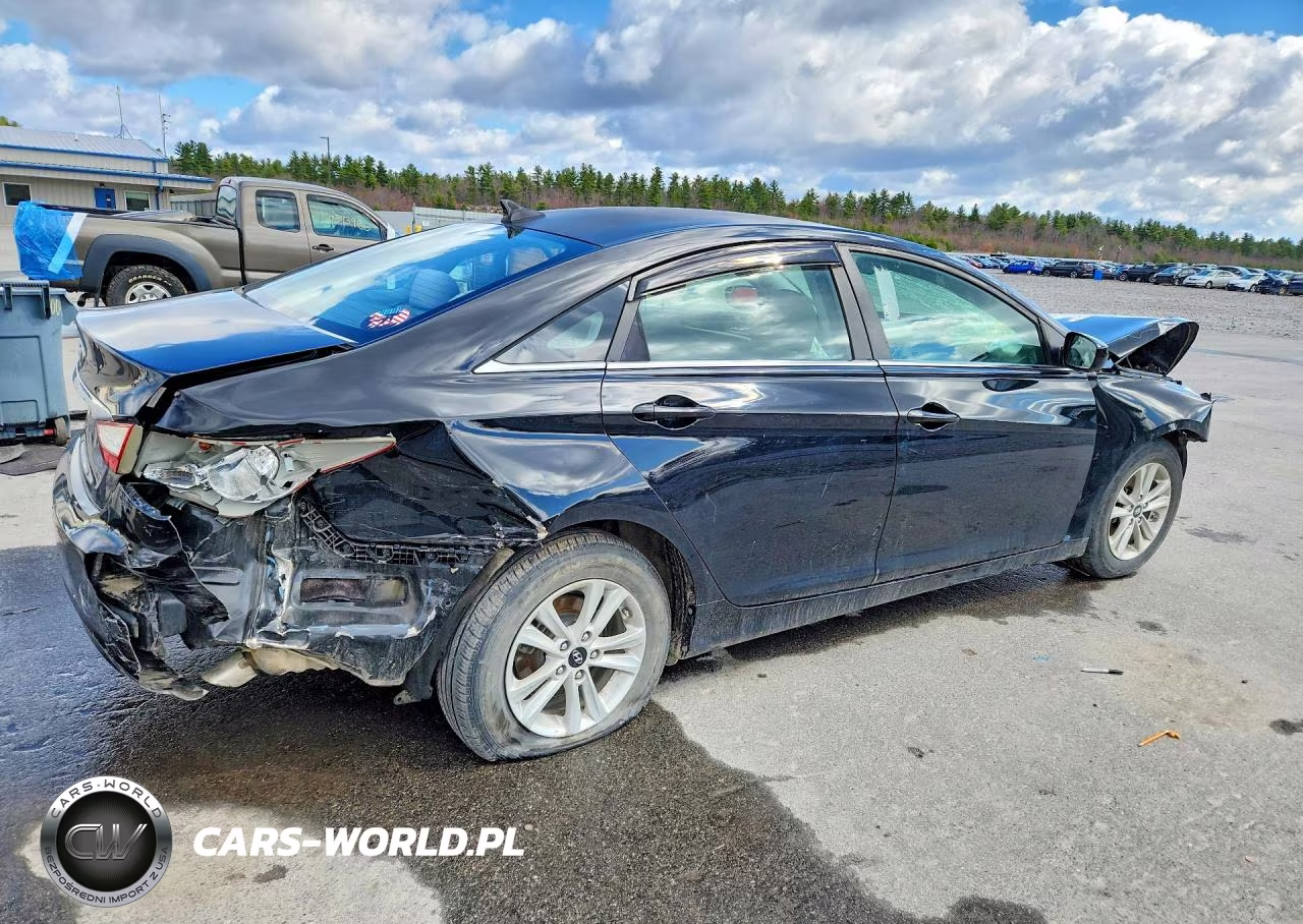 2011 Hyundai Sonata Gls VIN:5NPEB4AC3BH136550 - 3