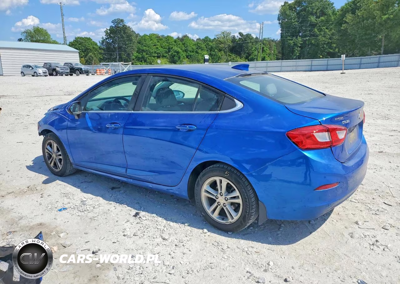 2018 Chevrolet Cruze Lt VIN:1G1BE5SM7J7130849 - 2