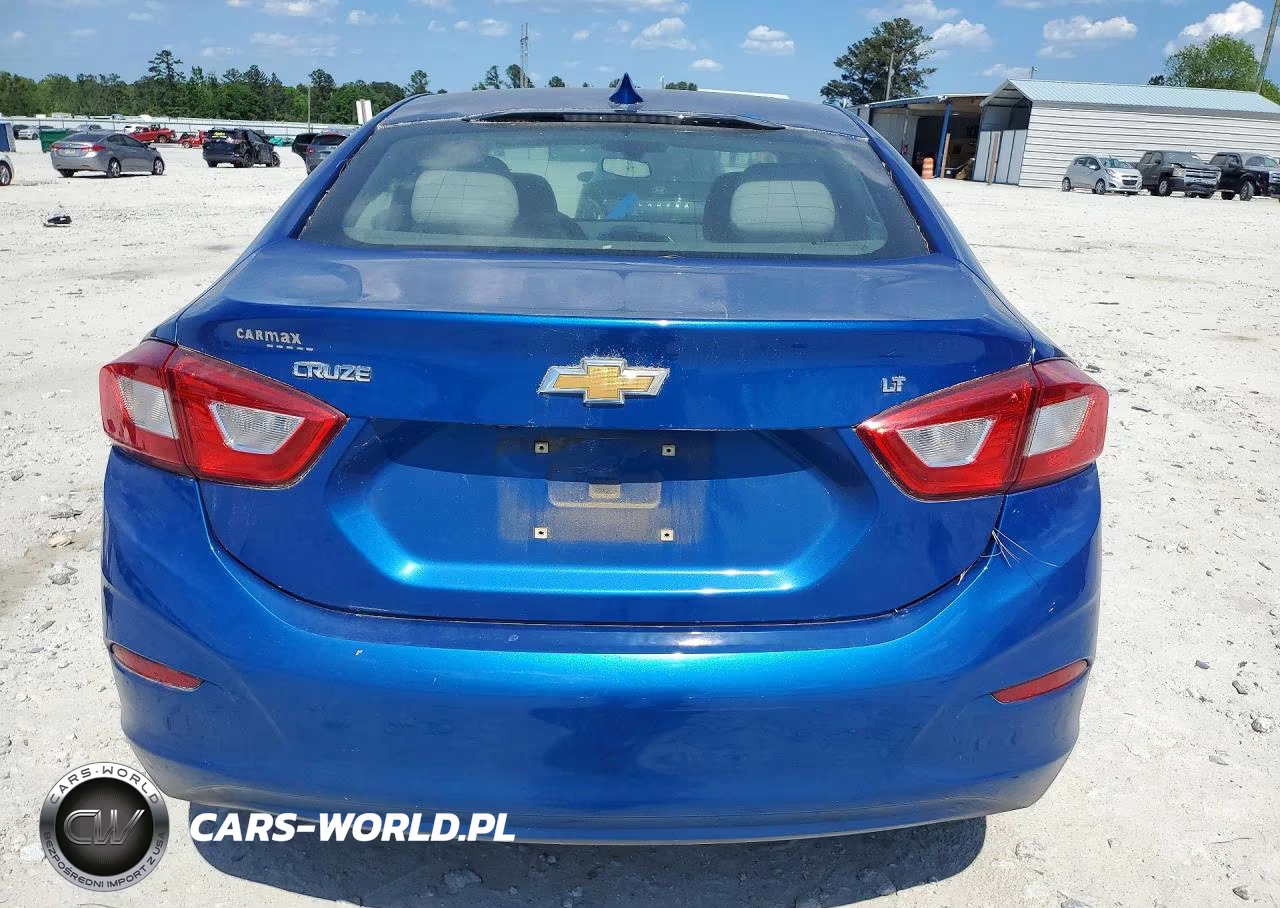 2018 Chevrolet Cruze Lt VIN:1G1BE5SM7J7130849 - 6