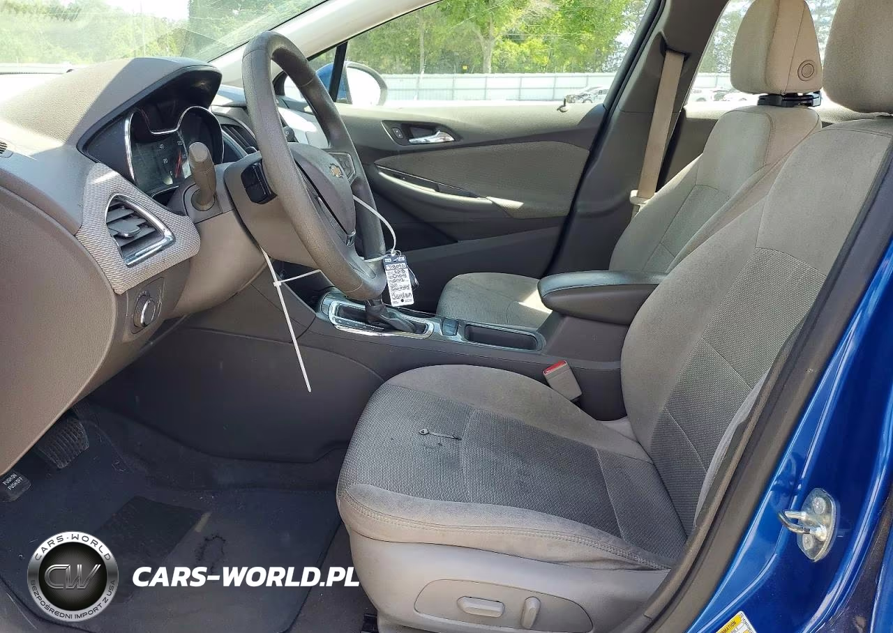 2018 Chevrolet Cruze Lt VIN:1G1BE5SM7J7130849 - 7