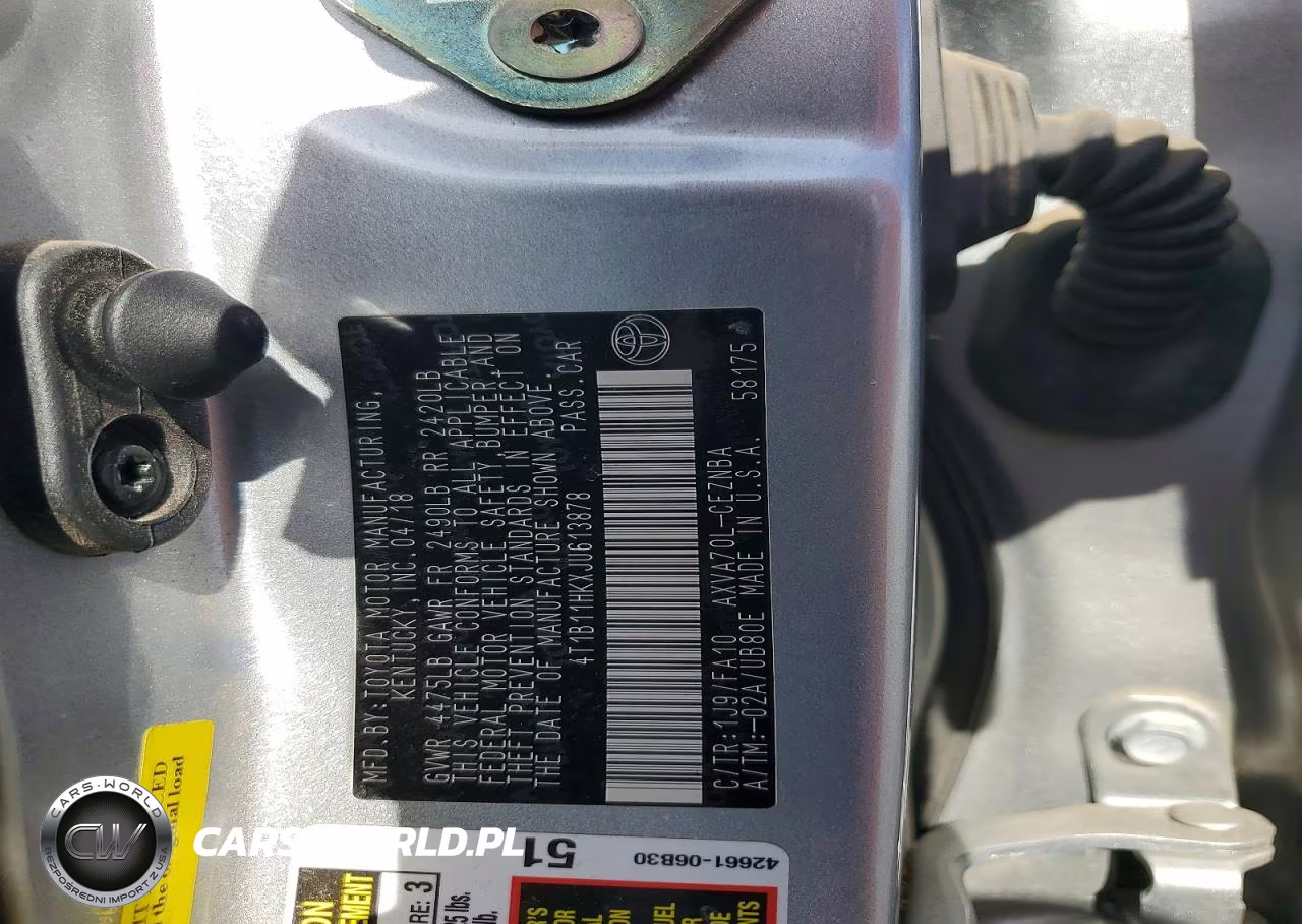 2018 Toyota Camry Le VIN:4T1B11HKXJU613878 - 12