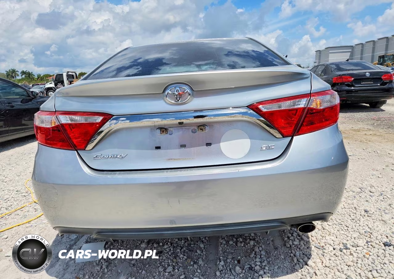 2015 Toyota Camry Se VIN:4T1BF1FK1FU038582 - 6