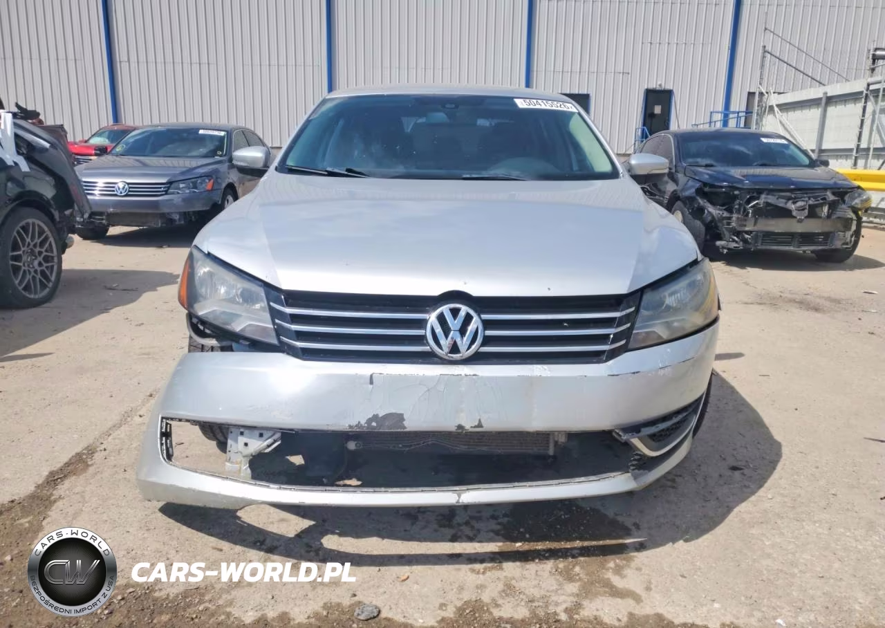 2013 Volkswagen Passat Se VIN:1VWBP7A30DC015931 - 5