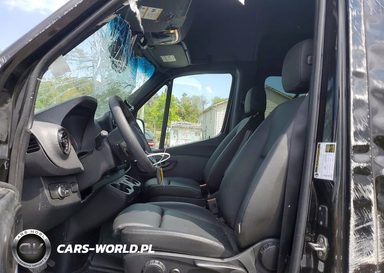 2024 Mercedes Benz Sprinter 2500 VIN:W1Z4NFHY6RP735142 - 7