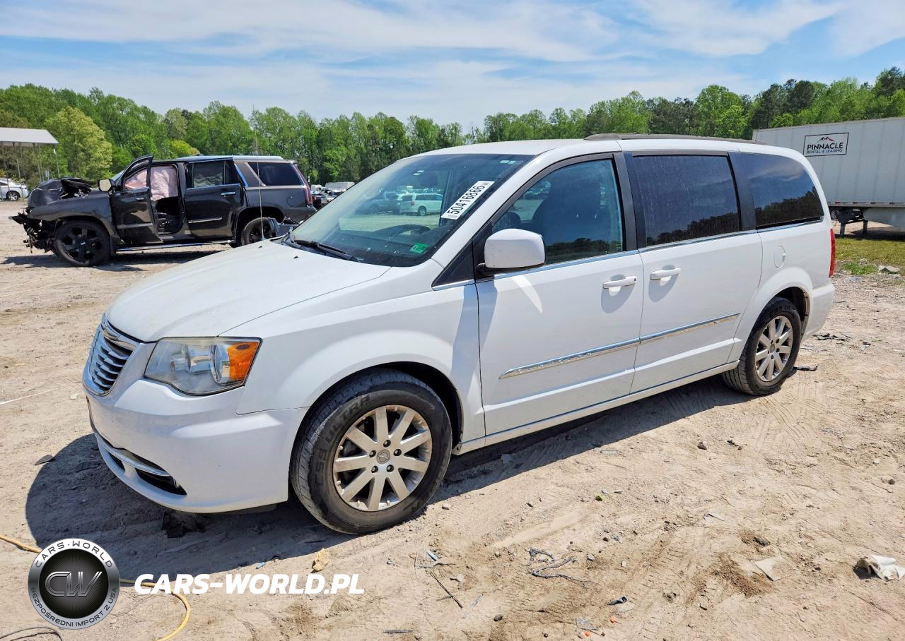 2015 Chrysler Town & Country Touring