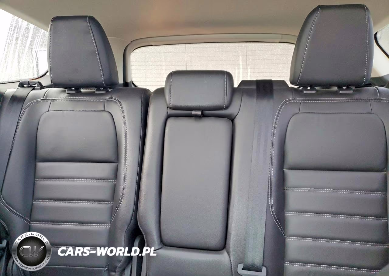 2017 Ford Escape Titanium VIN:1FMCU9J96HUF10520 - 10