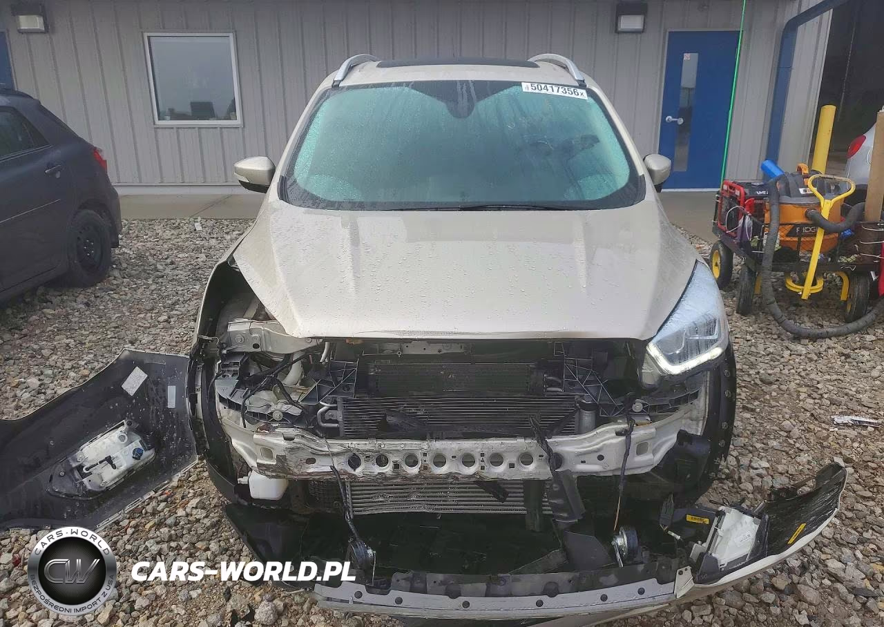 2017 Ford Escape Titanium VIN:1FMCU9J96HUF10520 - 5