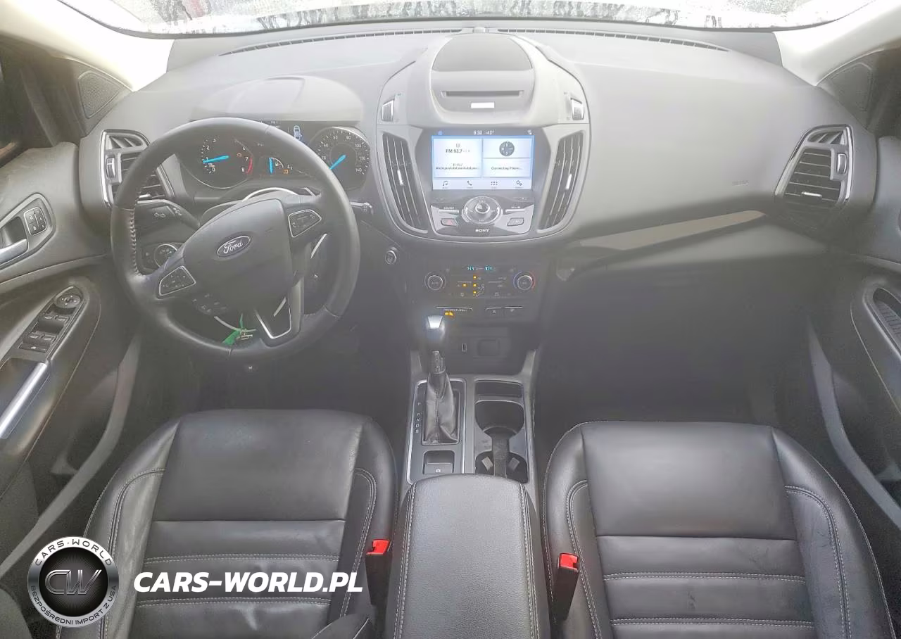 2017 Ford Escape Titanium VIN:1FMCU9J96HUF10520 - 8