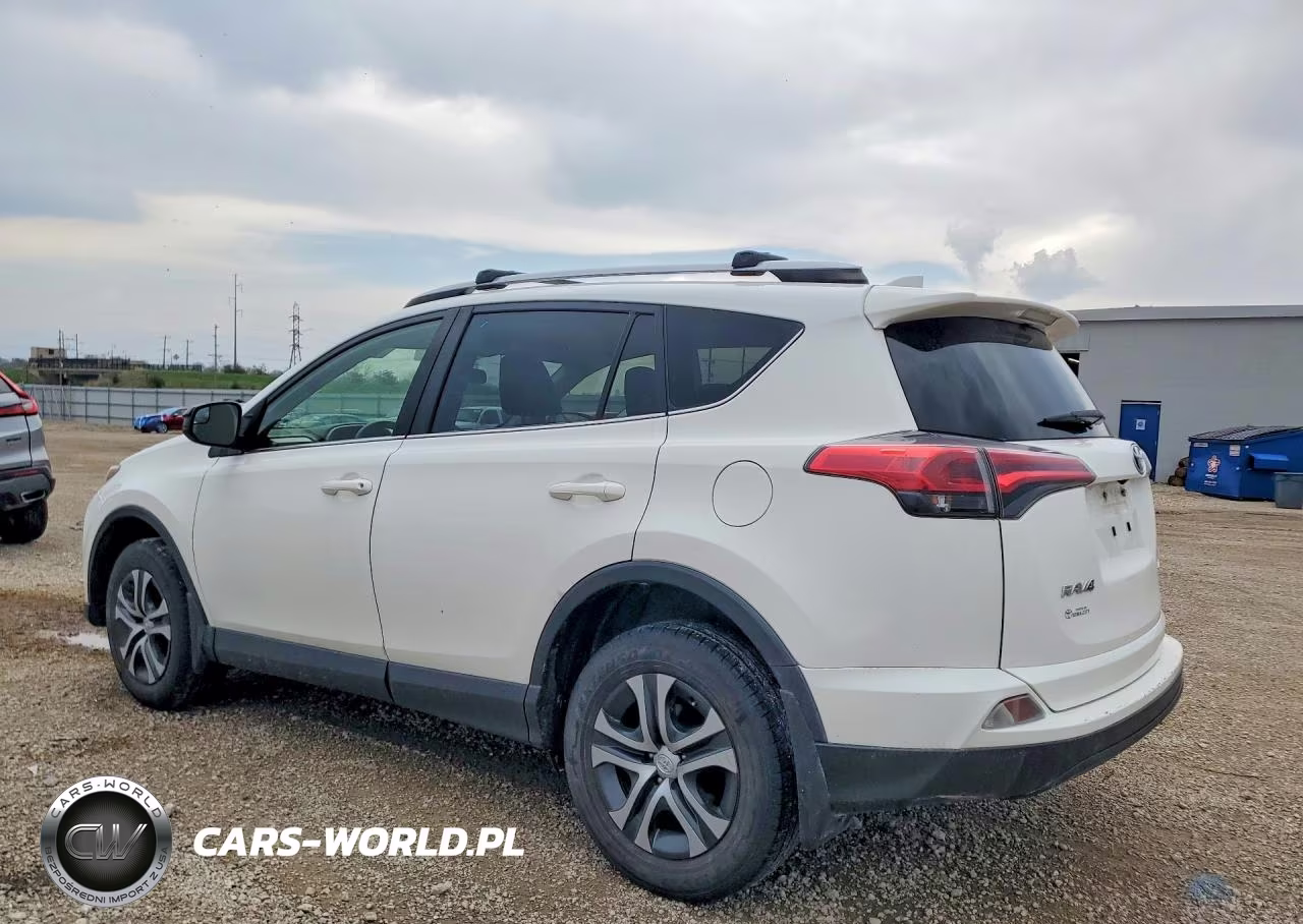 2018 Toyota Rav4 Le VIN:JTMBFREV2JJ226780 - 2