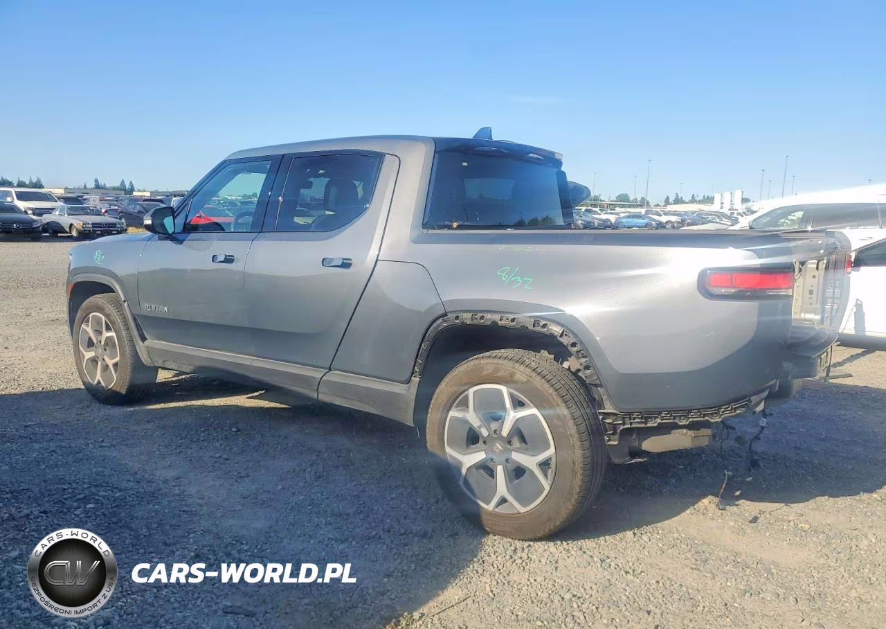 2024 Rivian R1T Adventure VIN:7FCTGBAAXRN031679 - 2