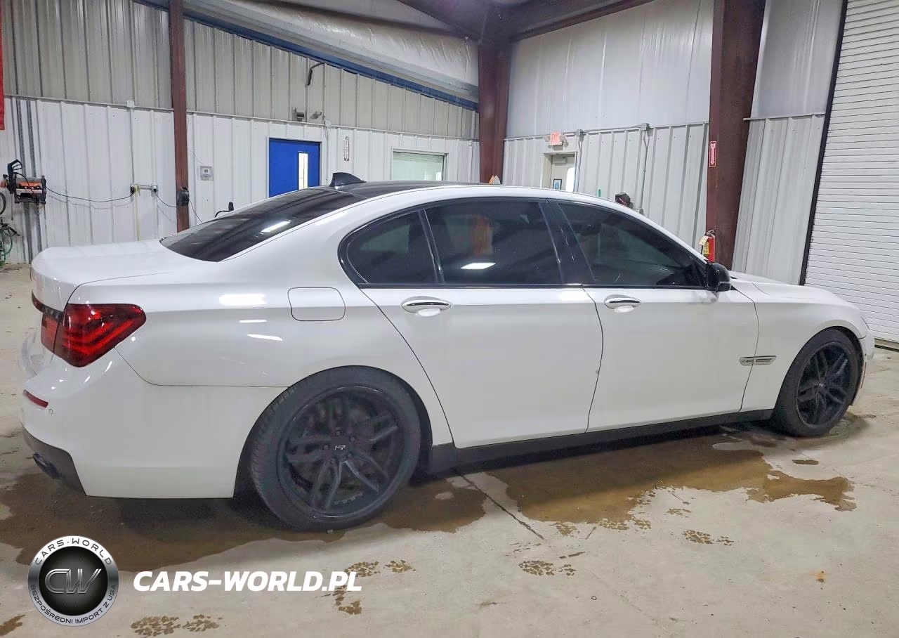 2015 BMW 750 Xi VIN:WBAYB6C5XFG299257 - 3