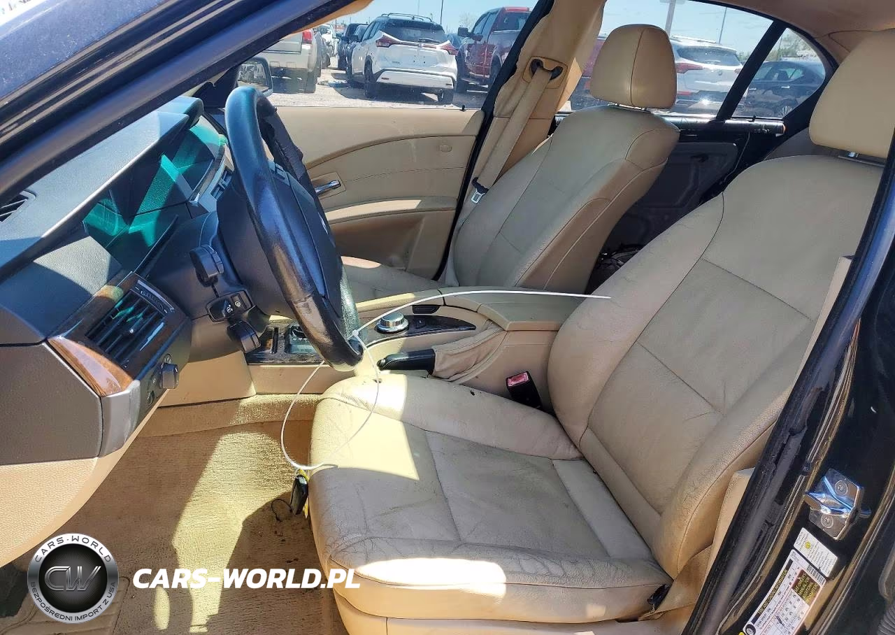 2007 BMW 525 Xi VIN:WBANF335X7CS39249 - 7
