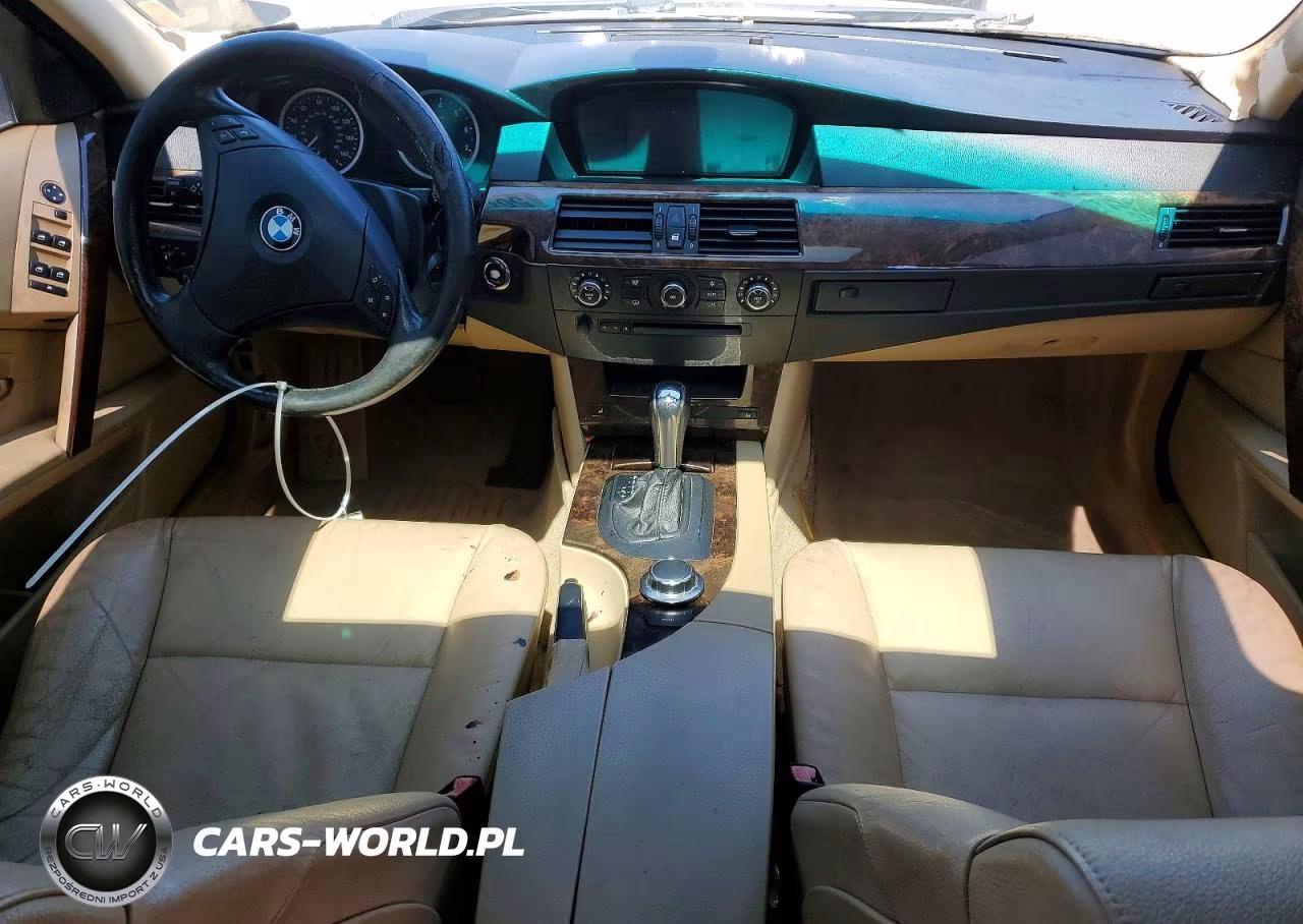 2007 BMW 525 Xi VIN:WBANF335X7CS39249 - 8