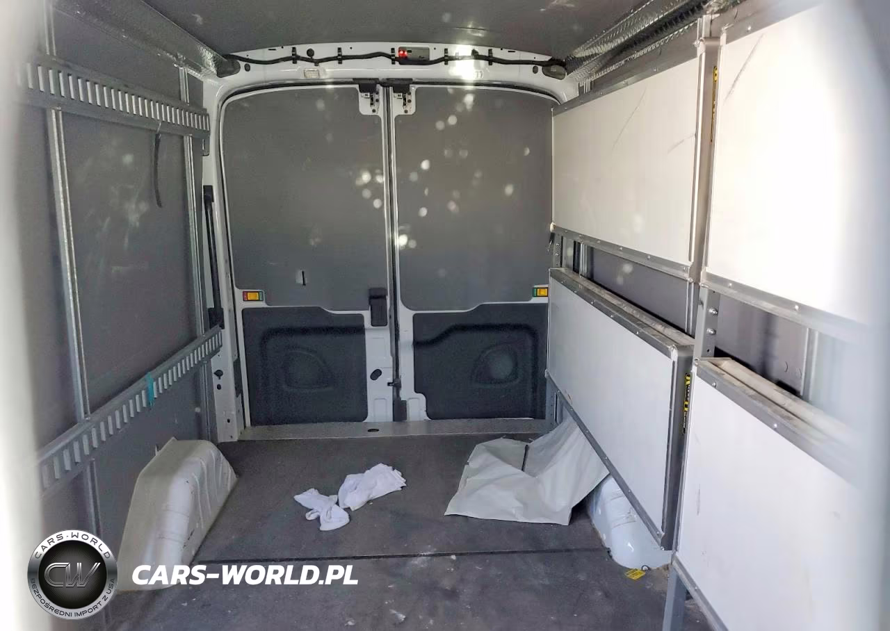 2023 Ford Transit VIN:1FTBR1CG5PKB92821 - 10