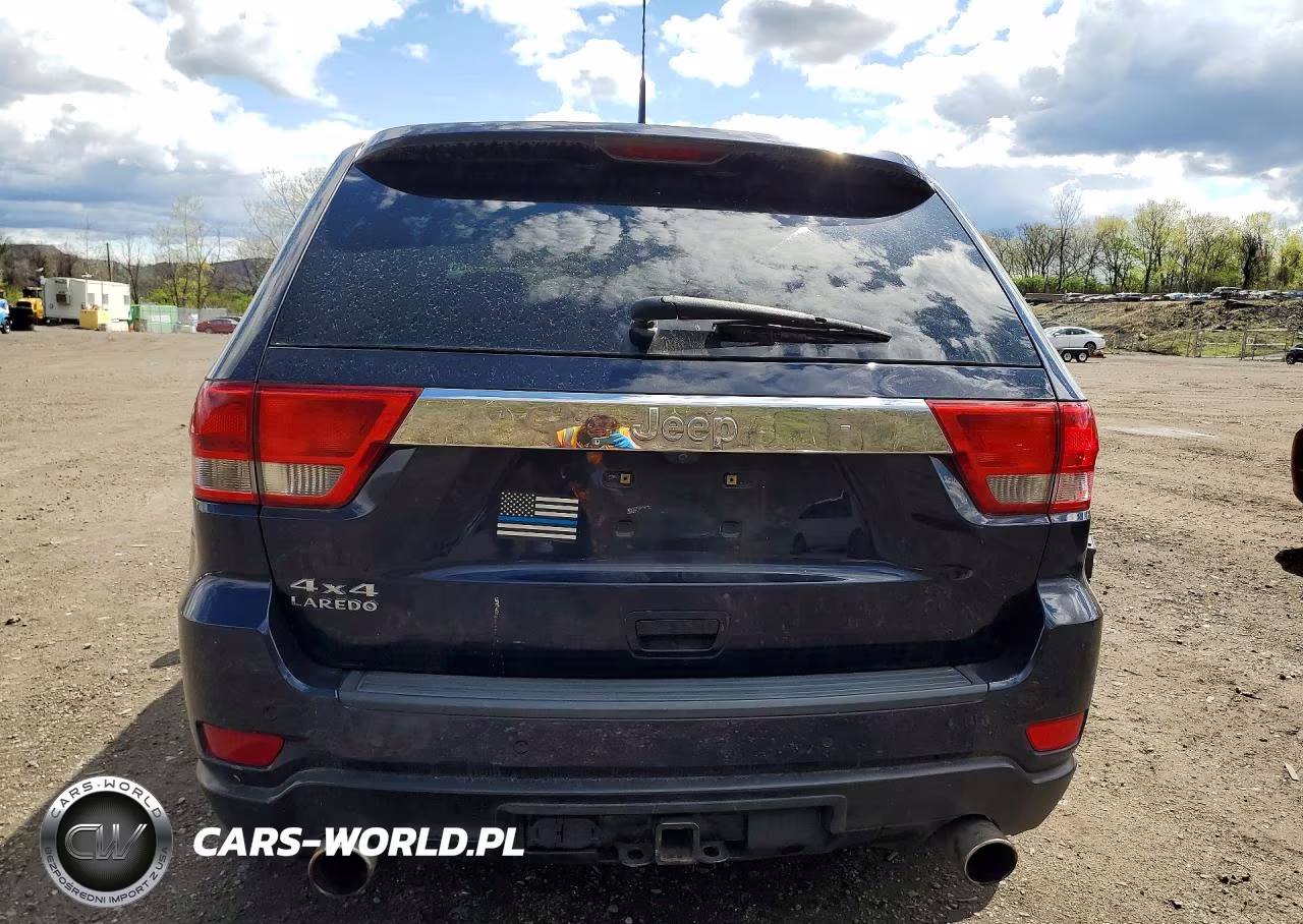 2011 Jeep Grand Cherokee Laredo VIN:1J4RR4GT7BC516730 - 6