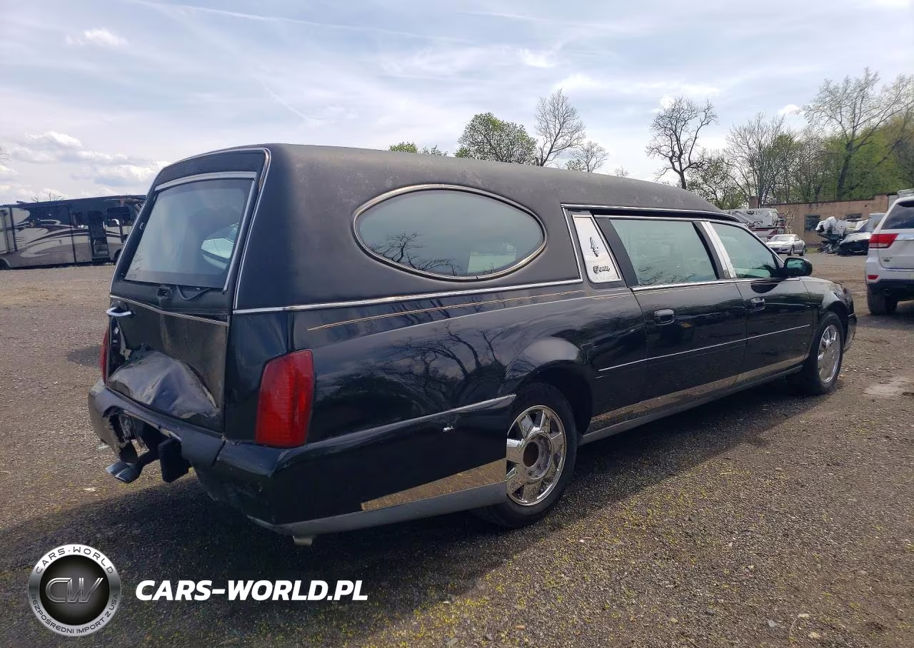 2003 Cadillac Commercial Chassis VIN:1GEEH00Y03U500894 - 3